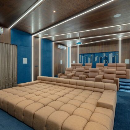 Luxury Home Theater Recliner Sofa Set with Lounge Seating